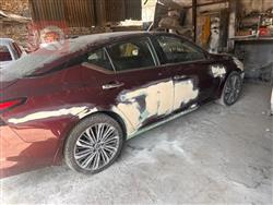 نيسان ألتيما